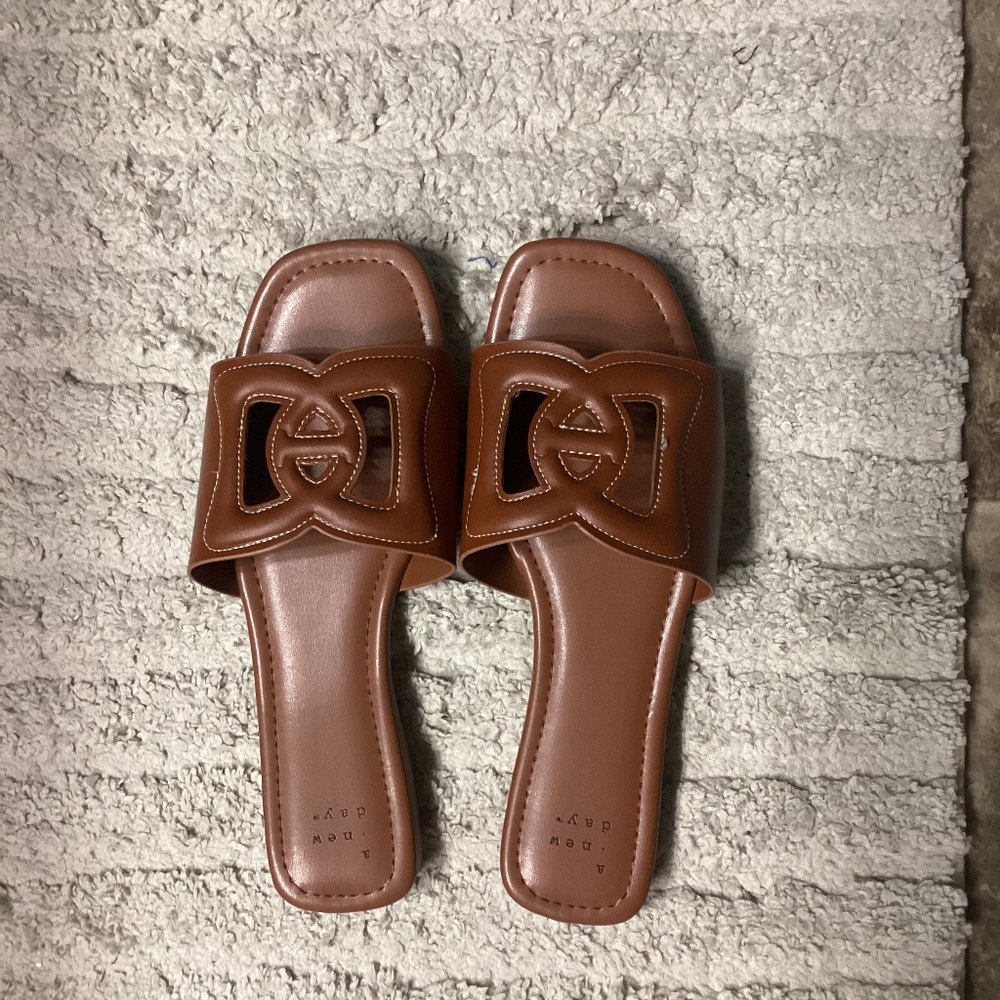 Target brown slides